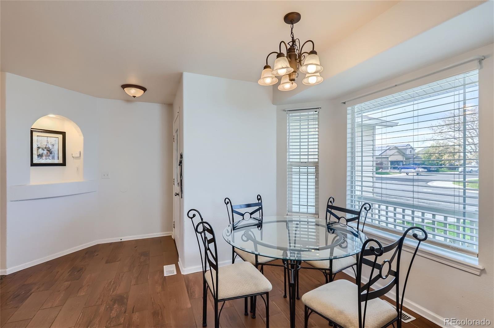 3810 Longhorn Lane