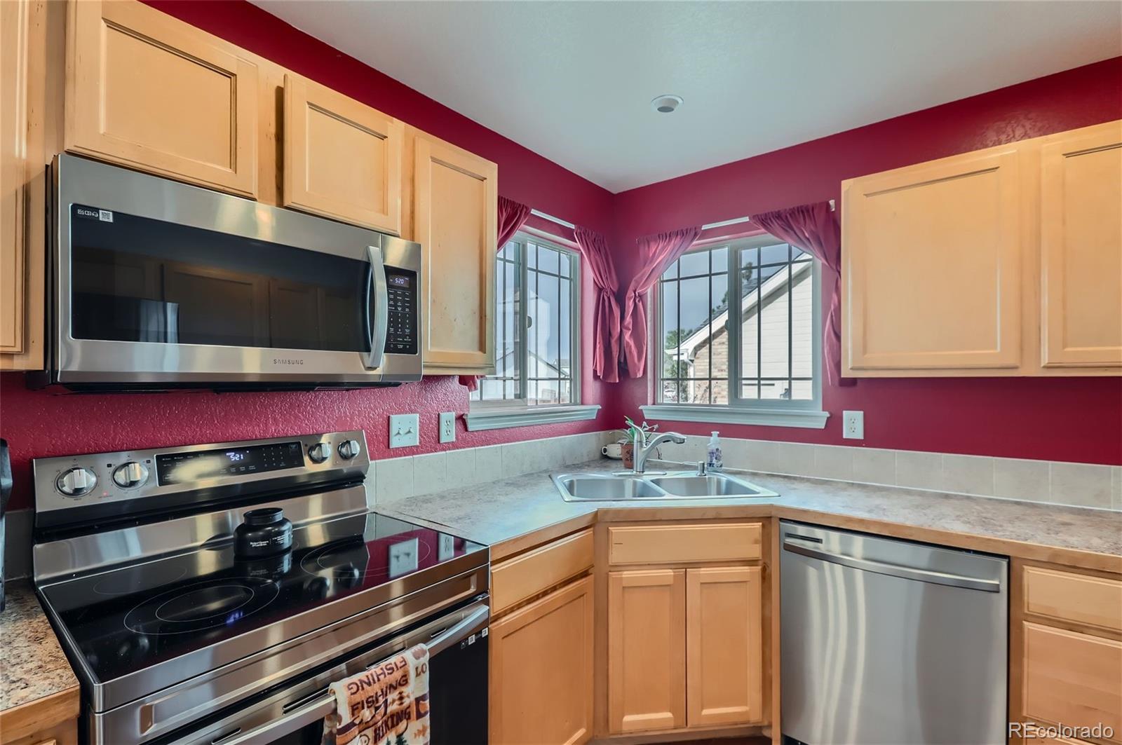 3810 Longhorn Lane