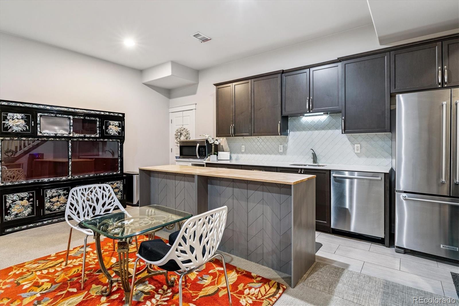 5497 N Xanthia Court