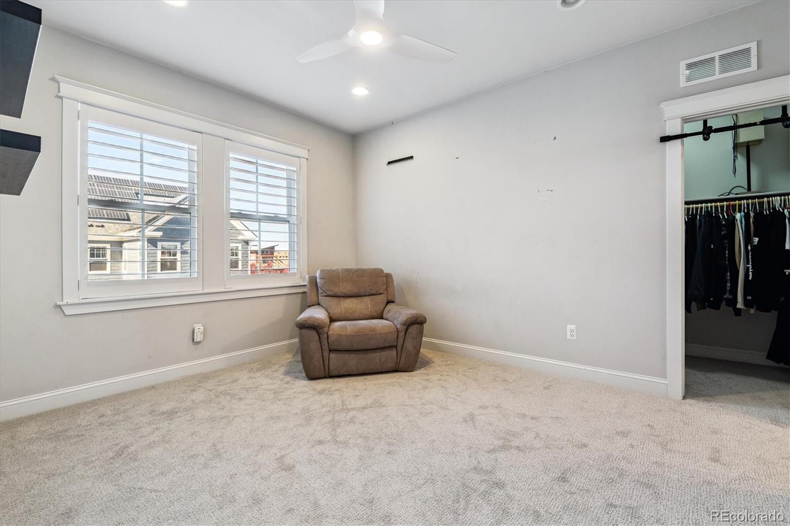 5497 N Xanthia Court