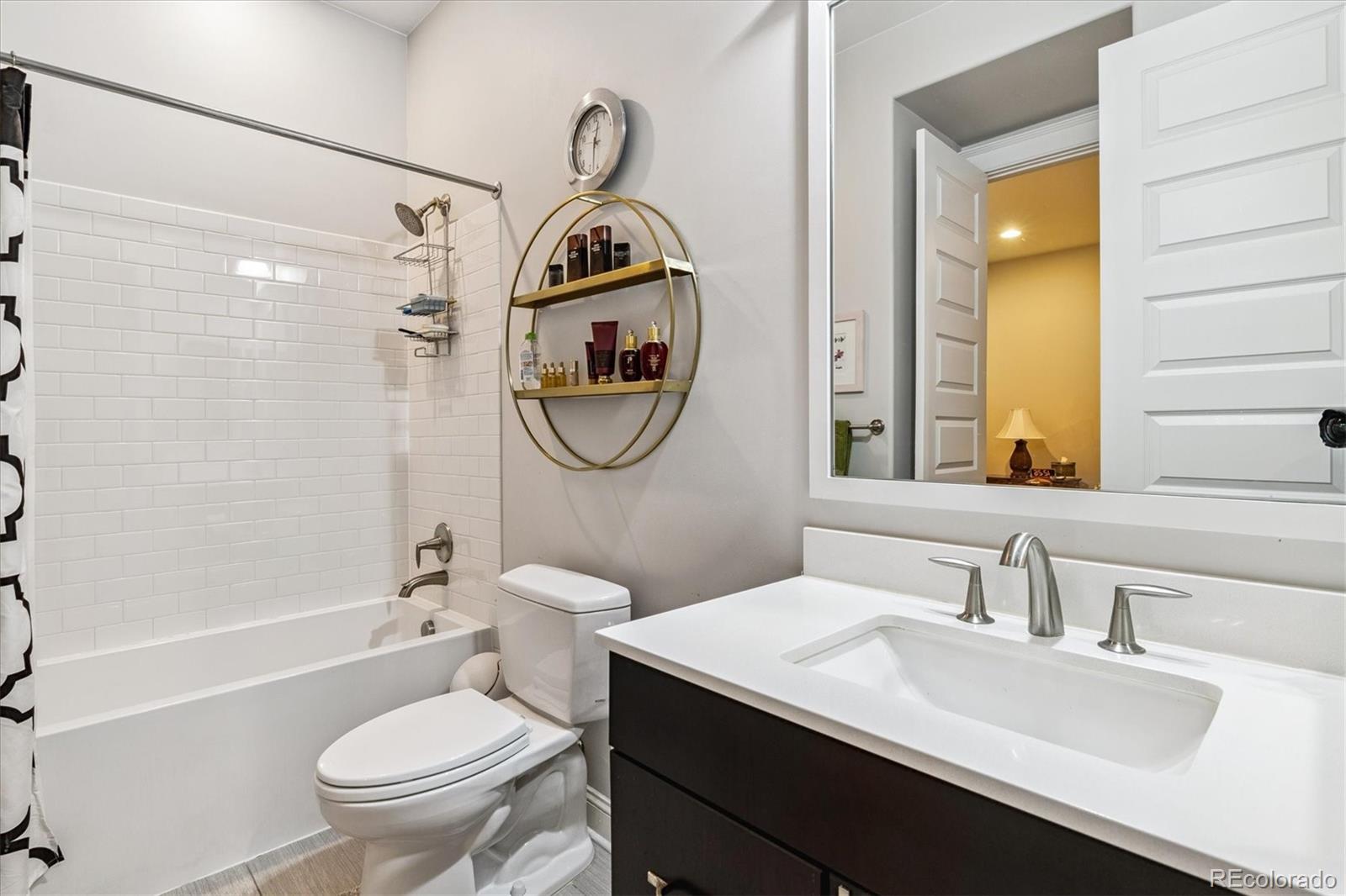 5497 N Xanthia Court