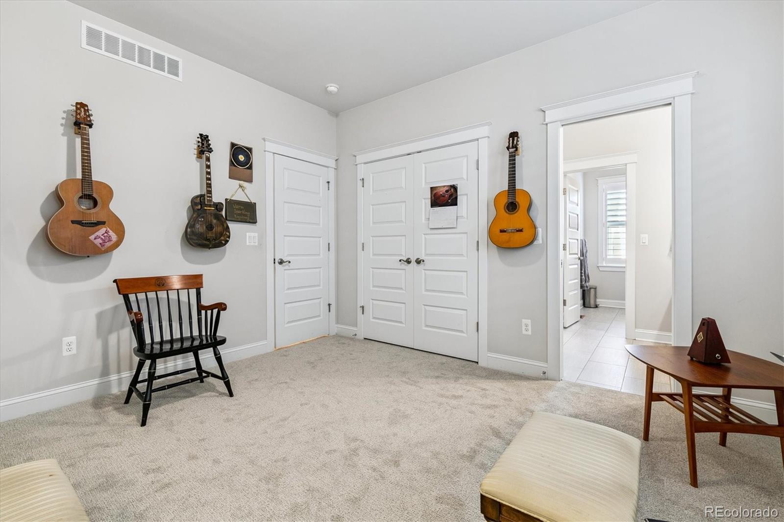 5497 N Xanthia Court