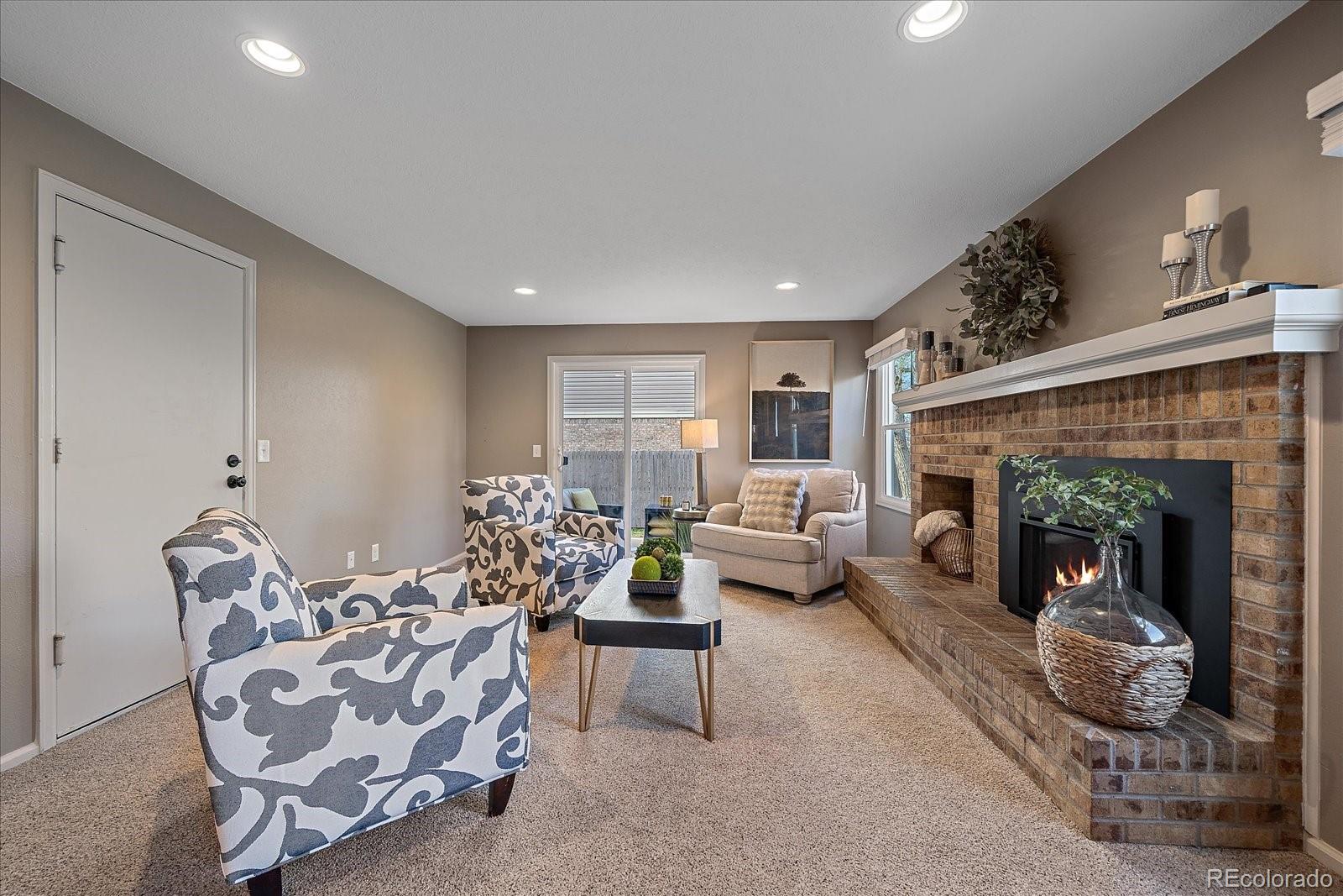 7139 Gladiola Street
