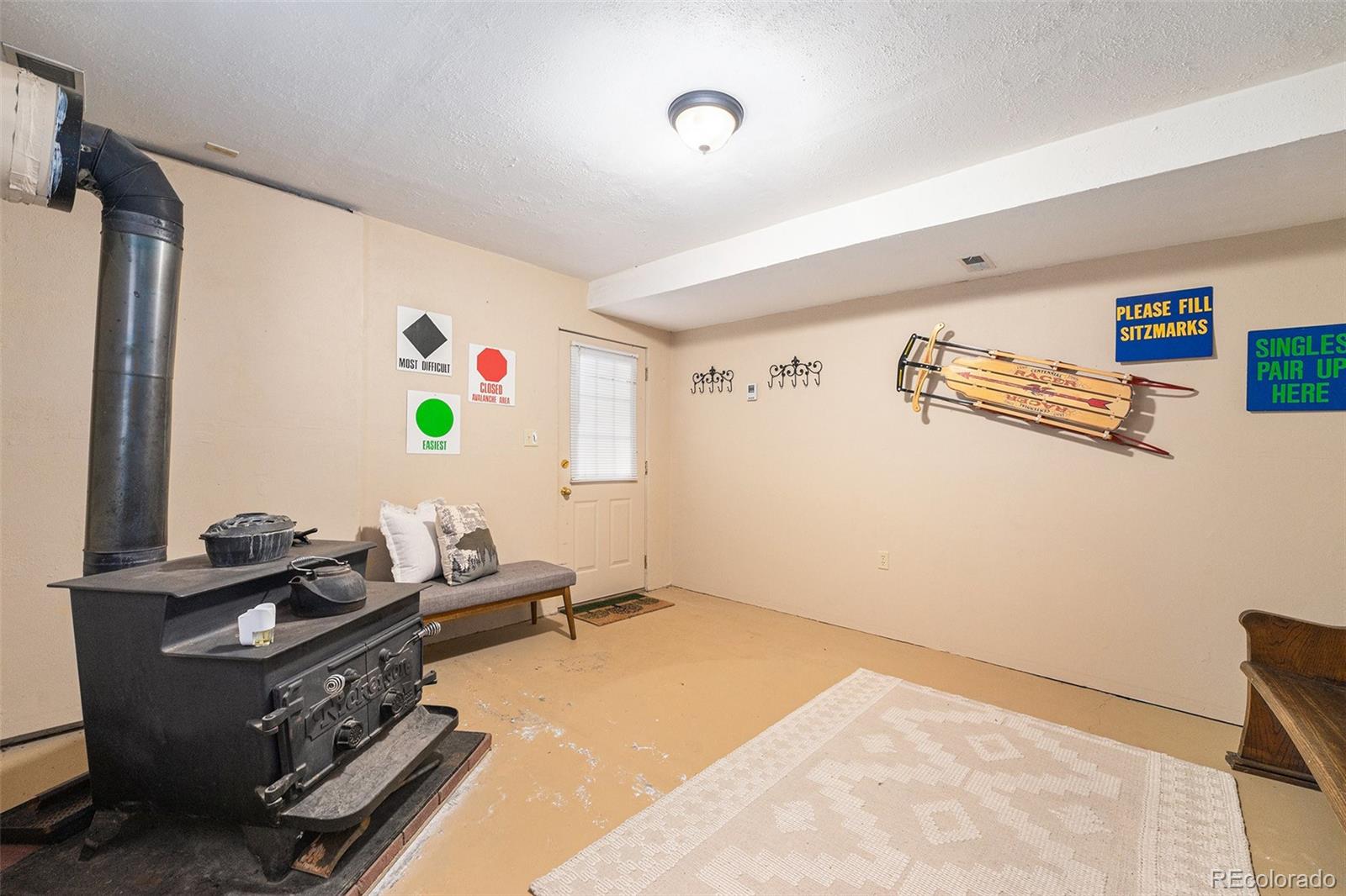 98 Evergreen Lane