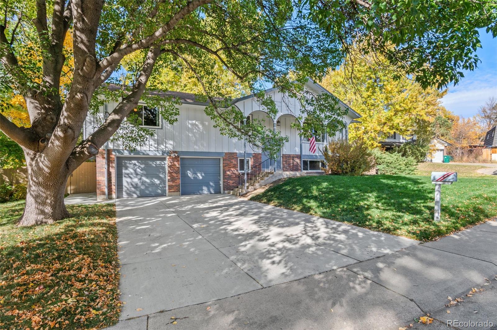2511 S Balsam Way