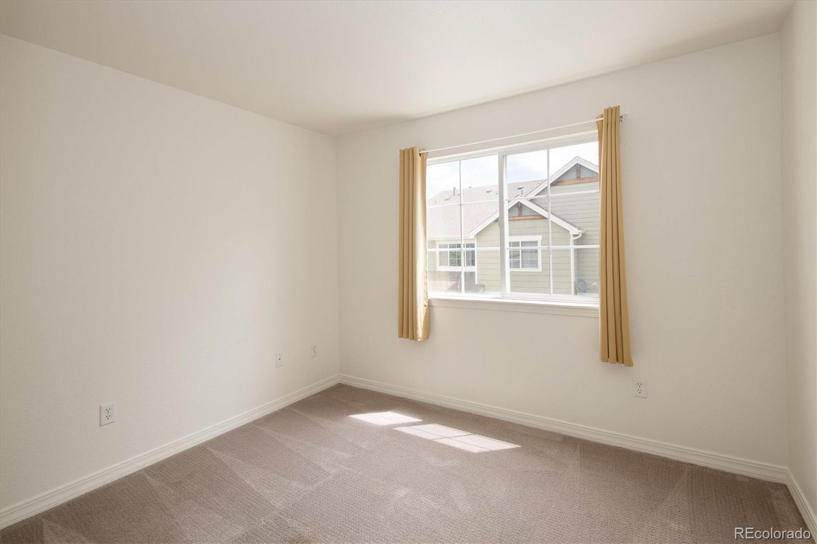 805 Summer Hawk Drive Unit: 100