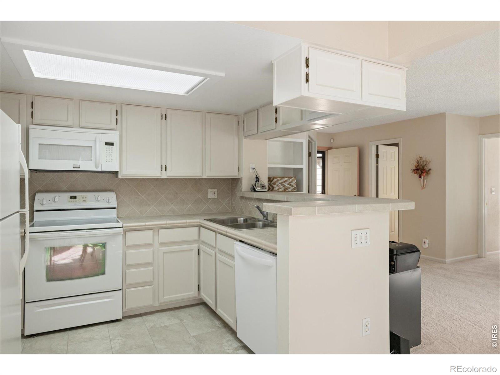 6054 Gunbarrel Avenue Unit: A