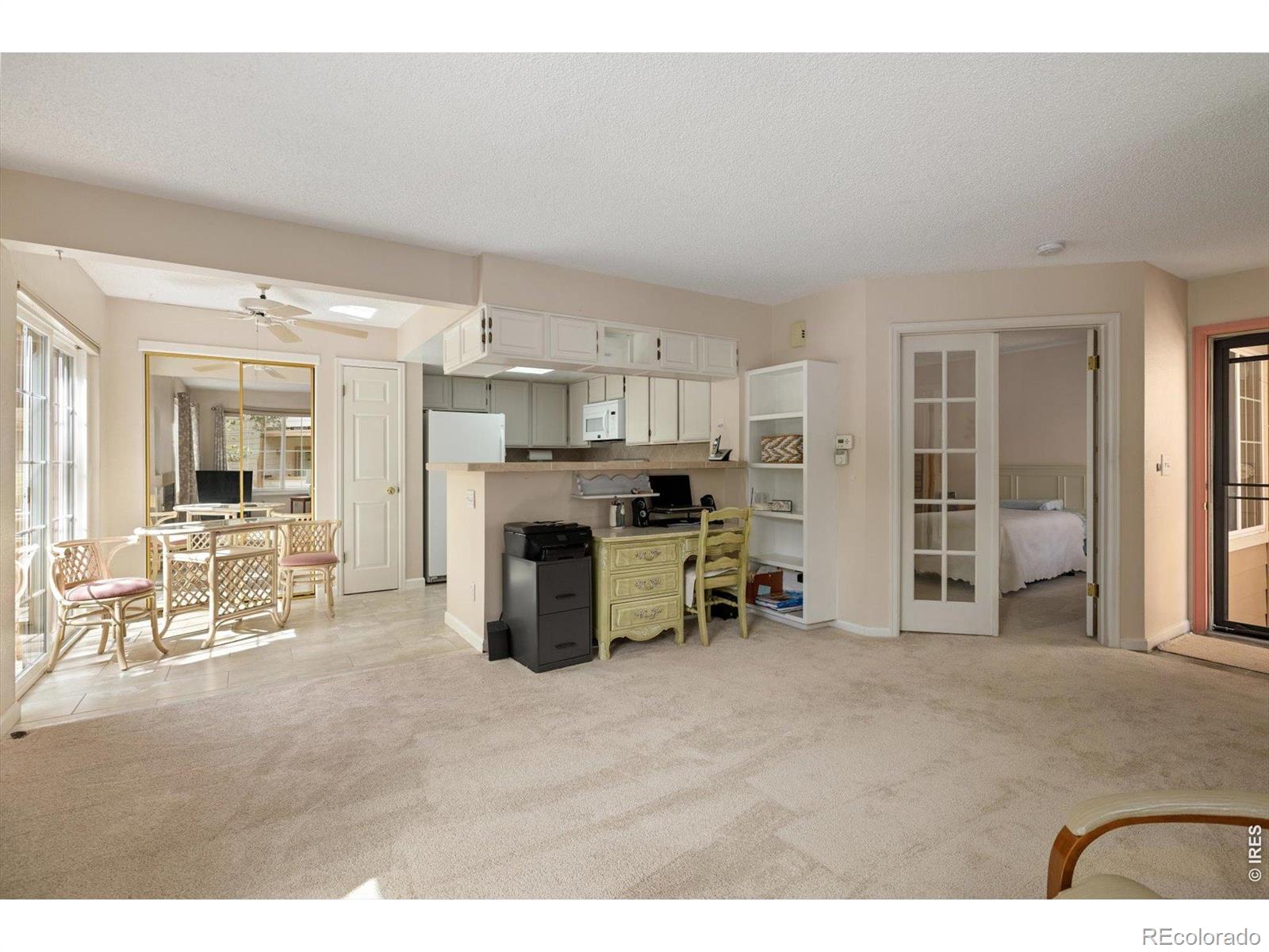 6054 Gunbarrel Avenue Unit: A