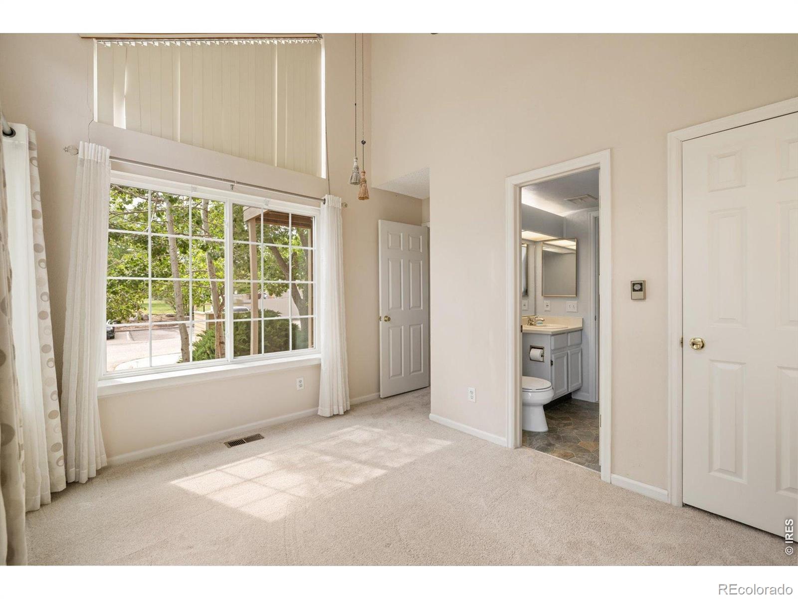 6054 Gunbarrel Avenue Unit: A