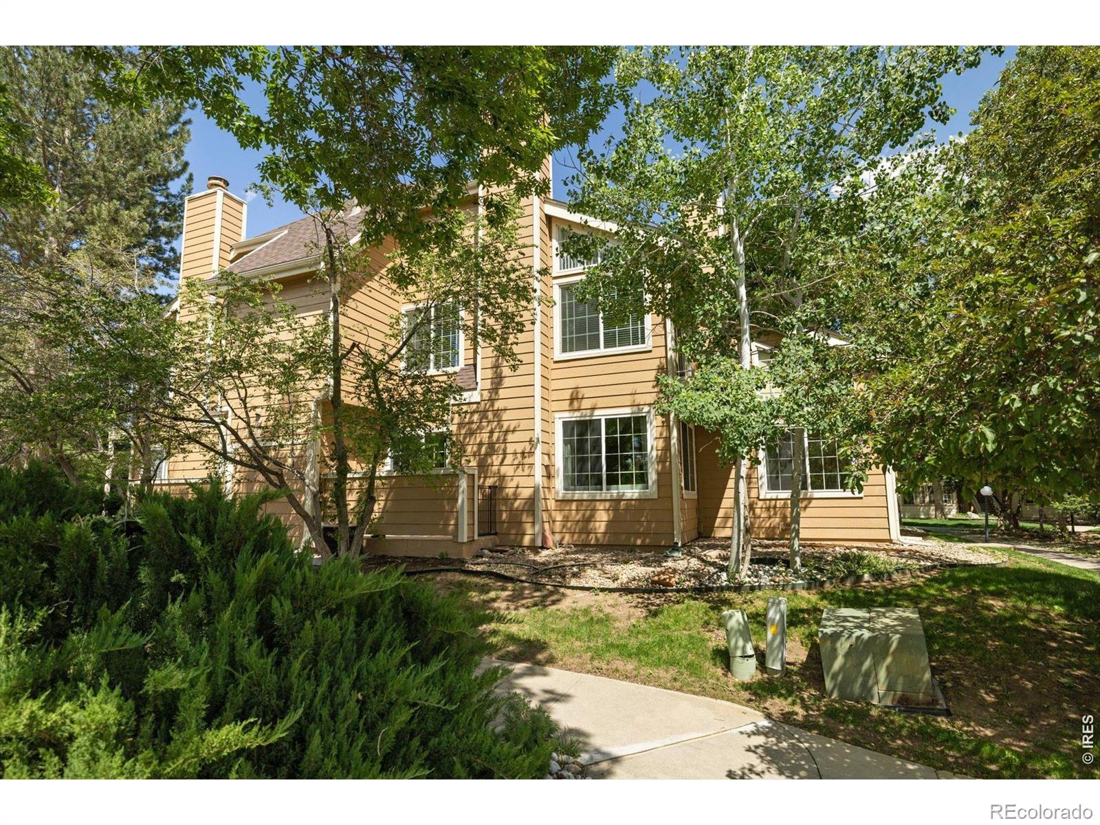 6054 Gunbarrel Avenue Unit: A