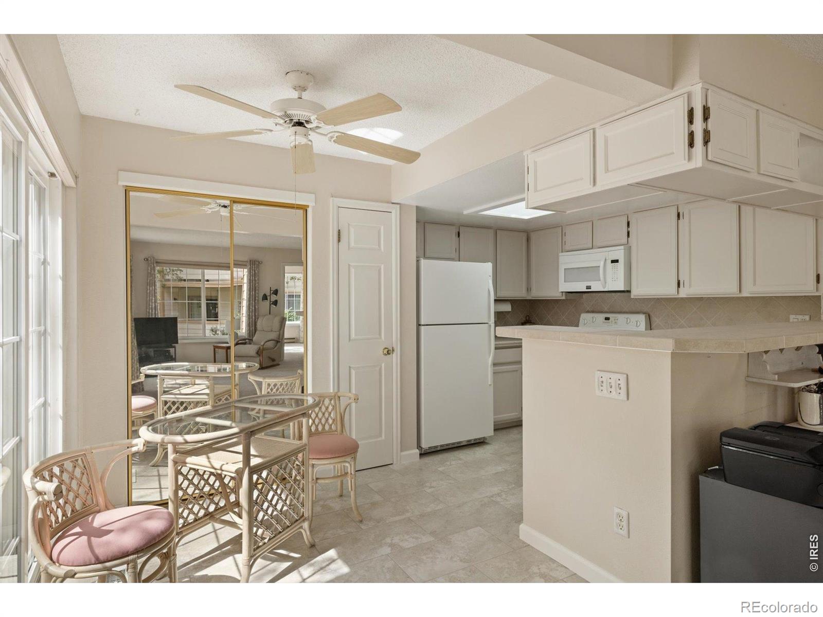 6054 Gunbarrel Avenue Unit: A