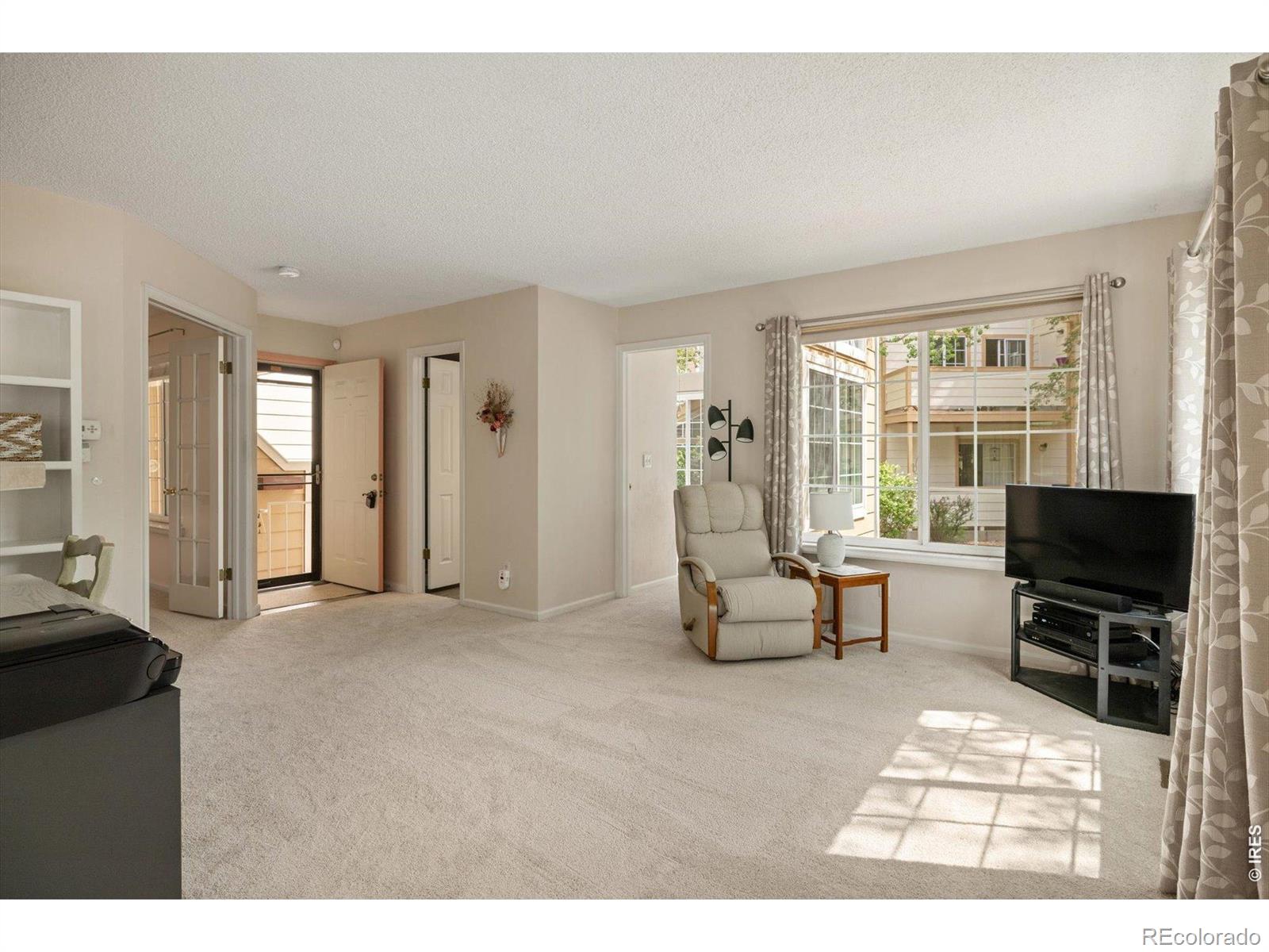 6054 Gunbarrel Avenue Unit: A