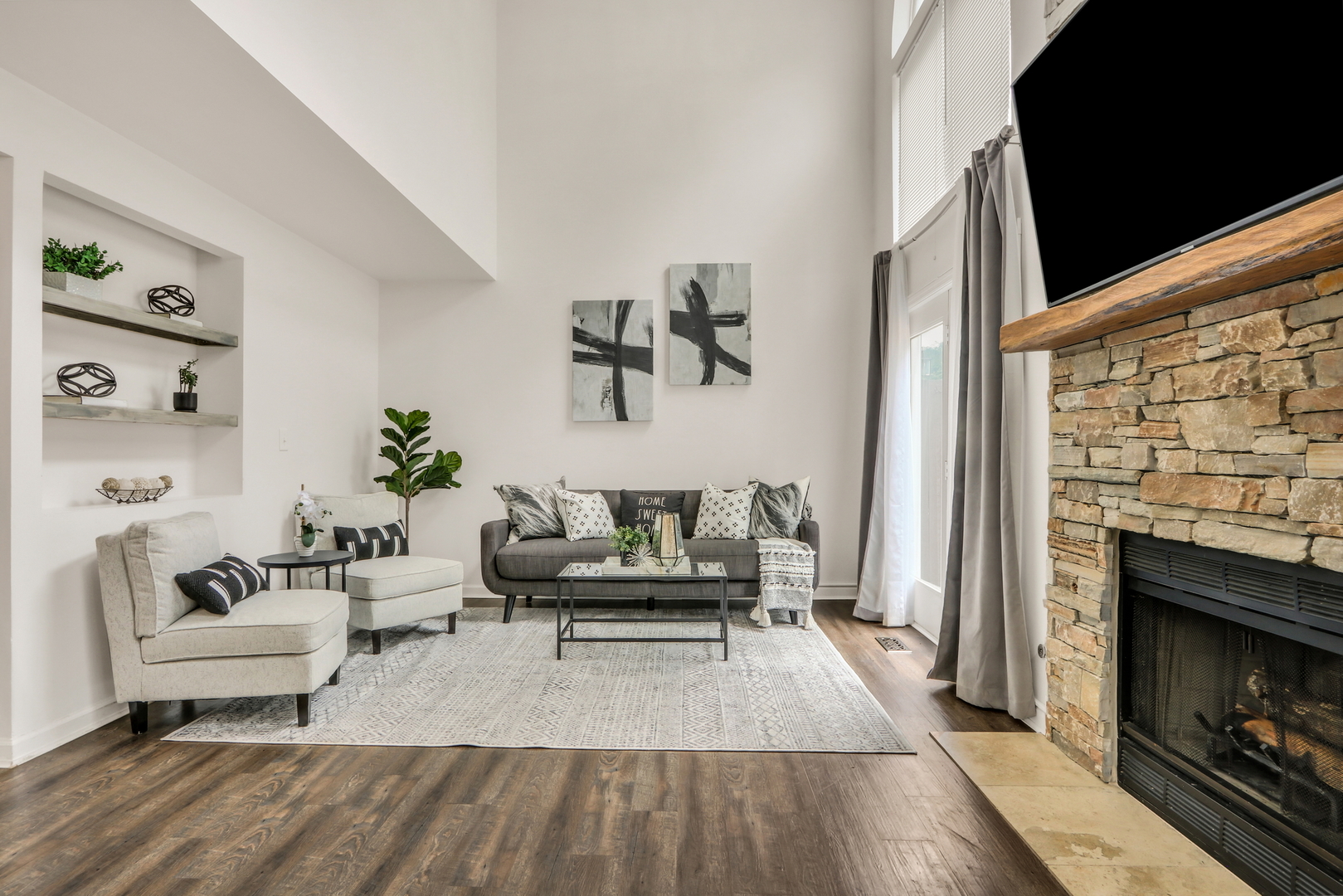 362 Ascot Lane