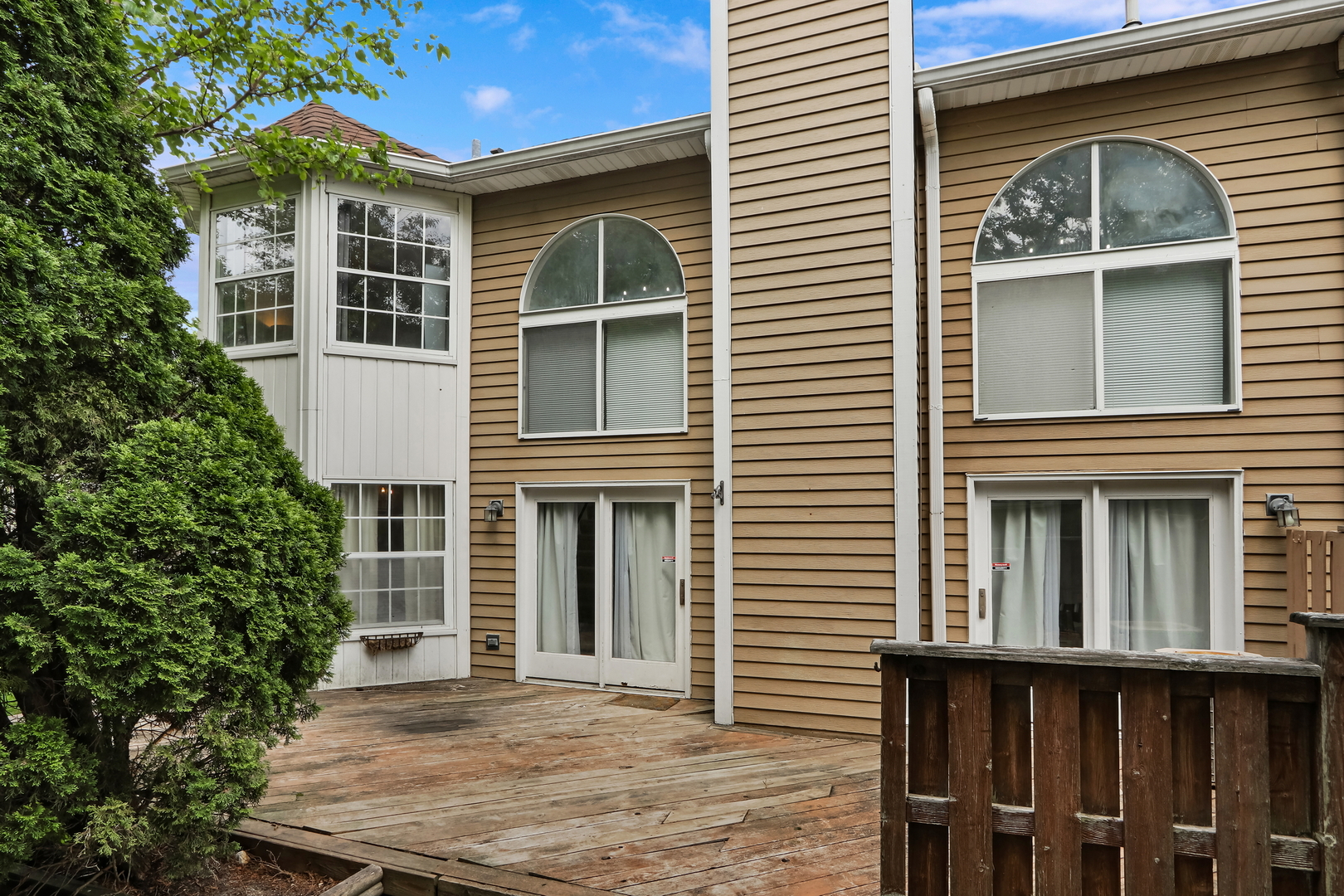 362 Ascot Lane