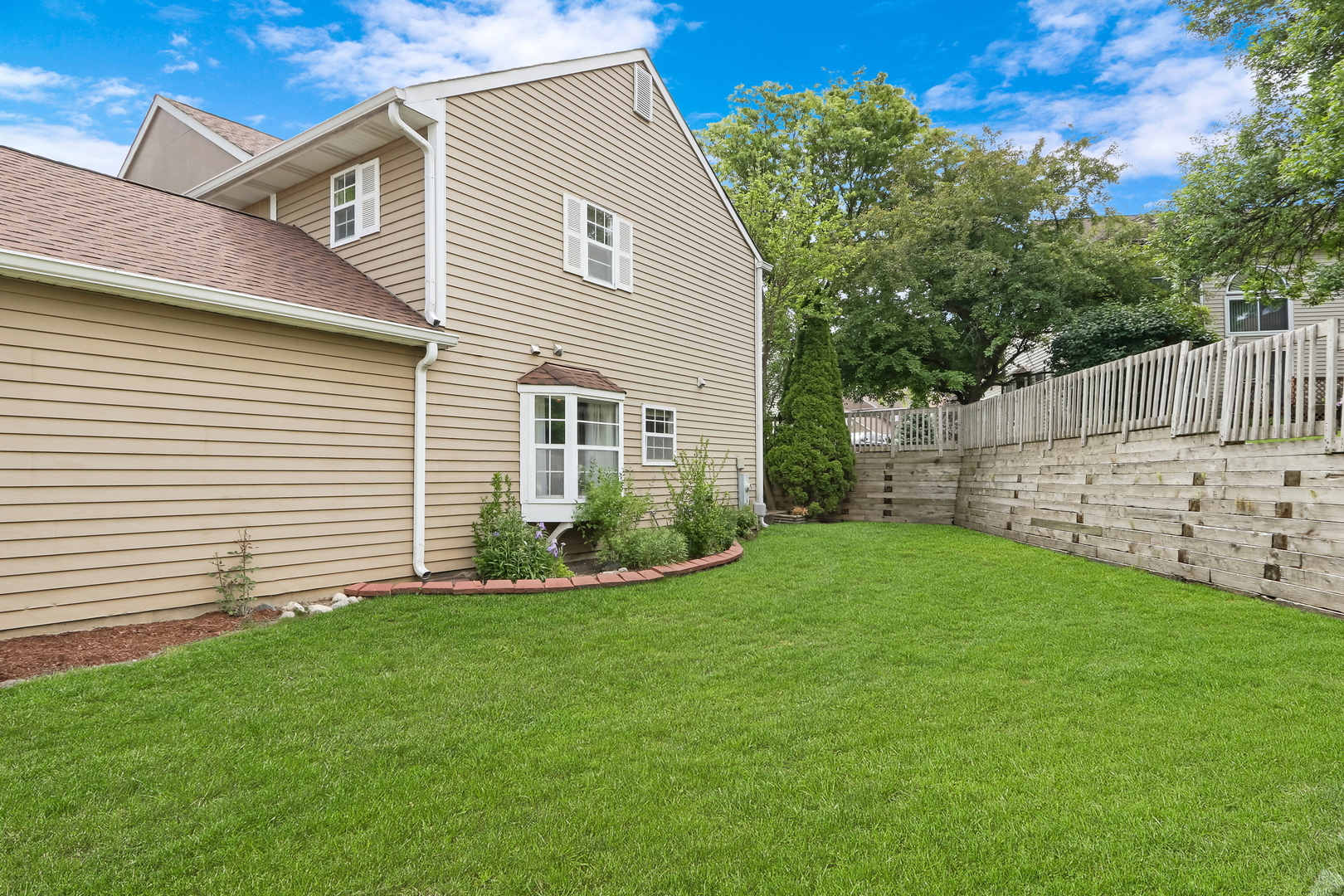 362 Ascot Lane