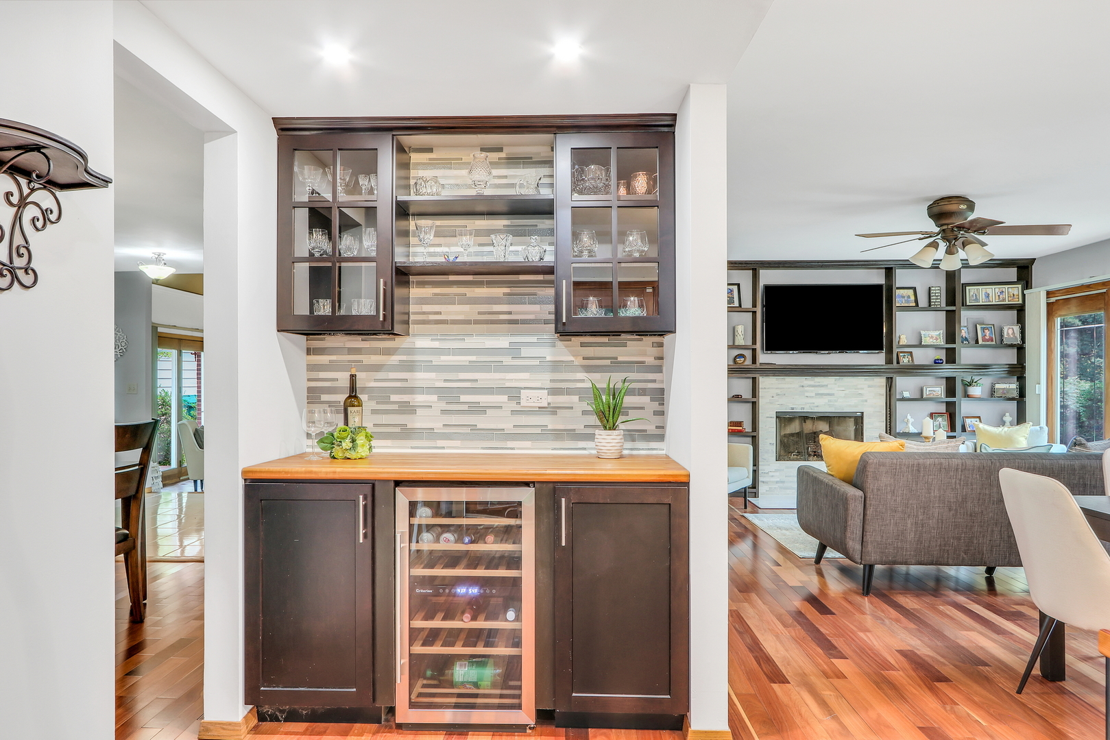 4292 Crabtree Court