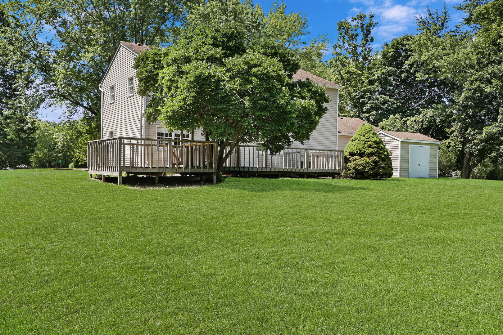 42W872 Whirlaway Drive