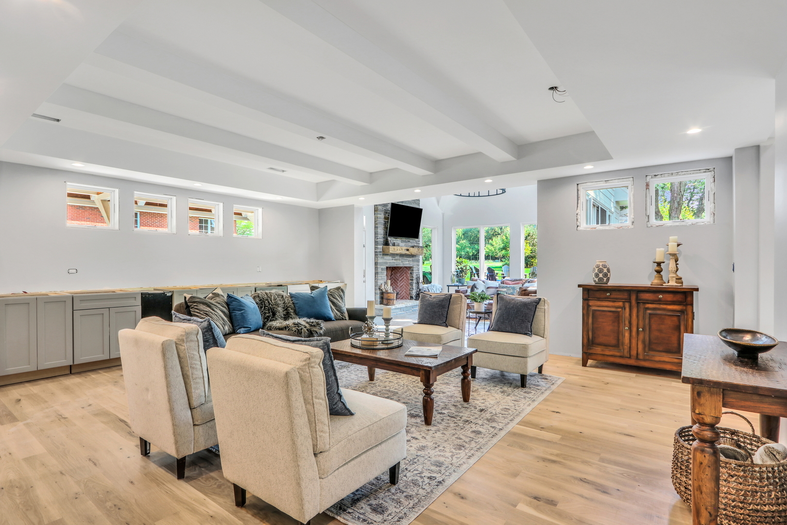2238 Hanlon Road