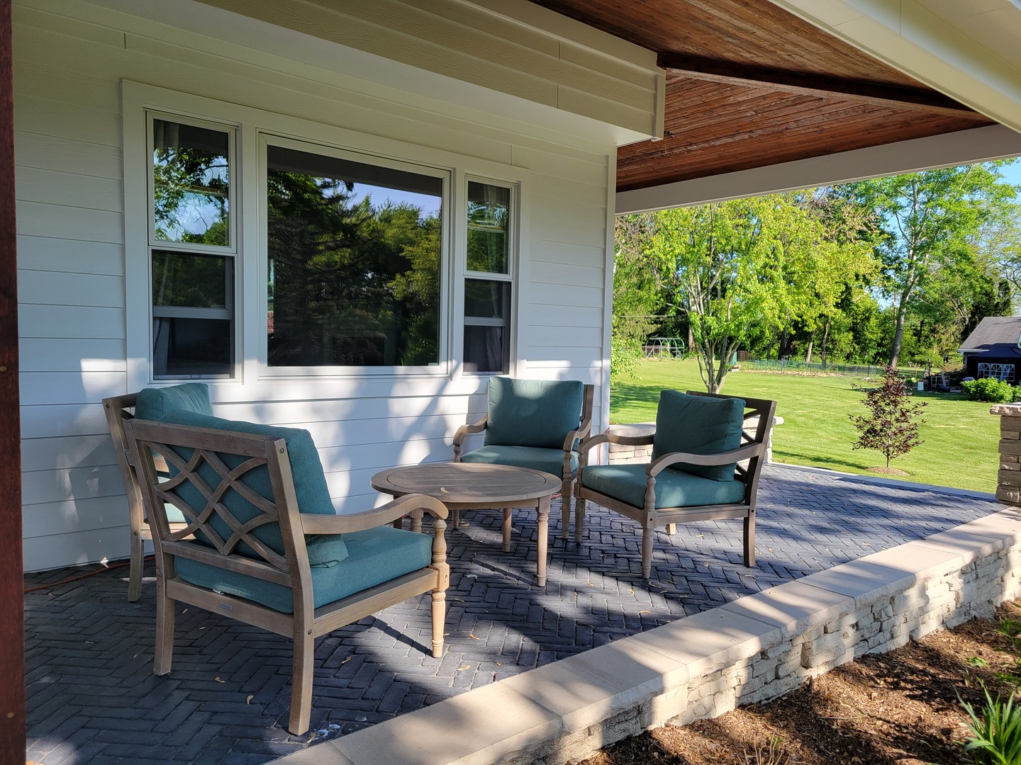 2238 Hanlon Road