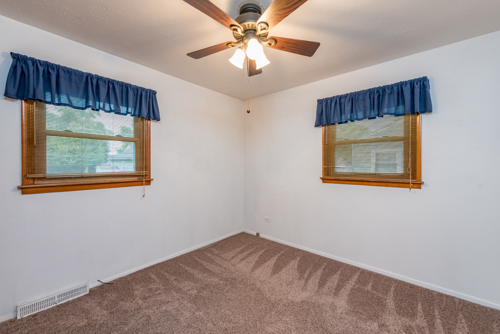 2410 Chinook Road