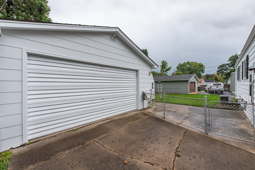2410 Chinook Road