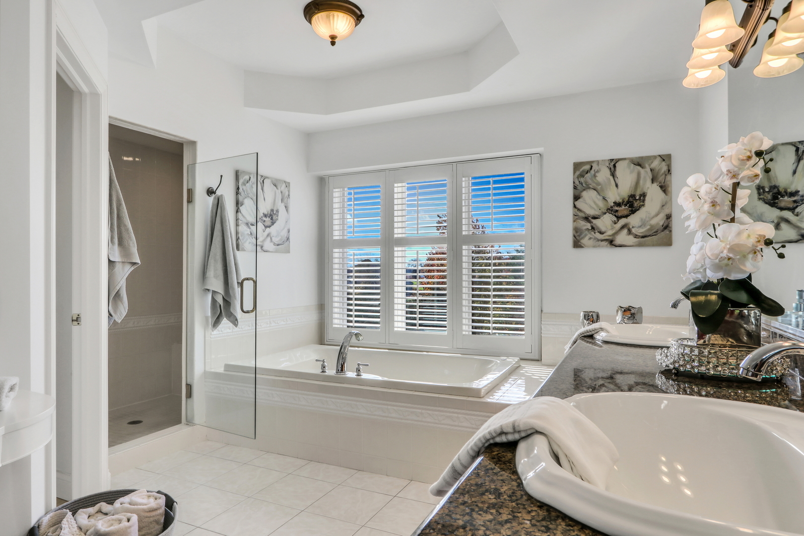 5511 Hilltop Lane