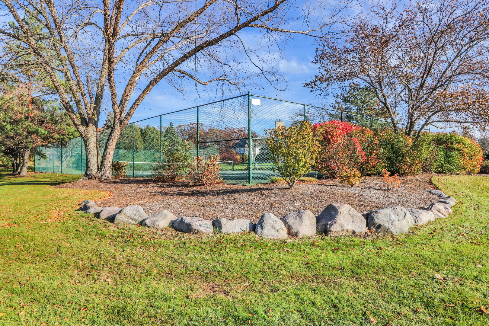 5511 Hilltop Lane