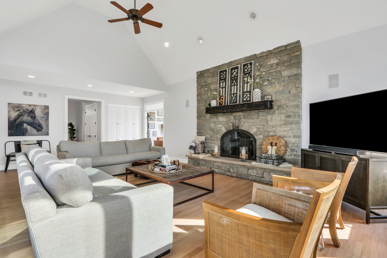 5511 Hilltop Lane
