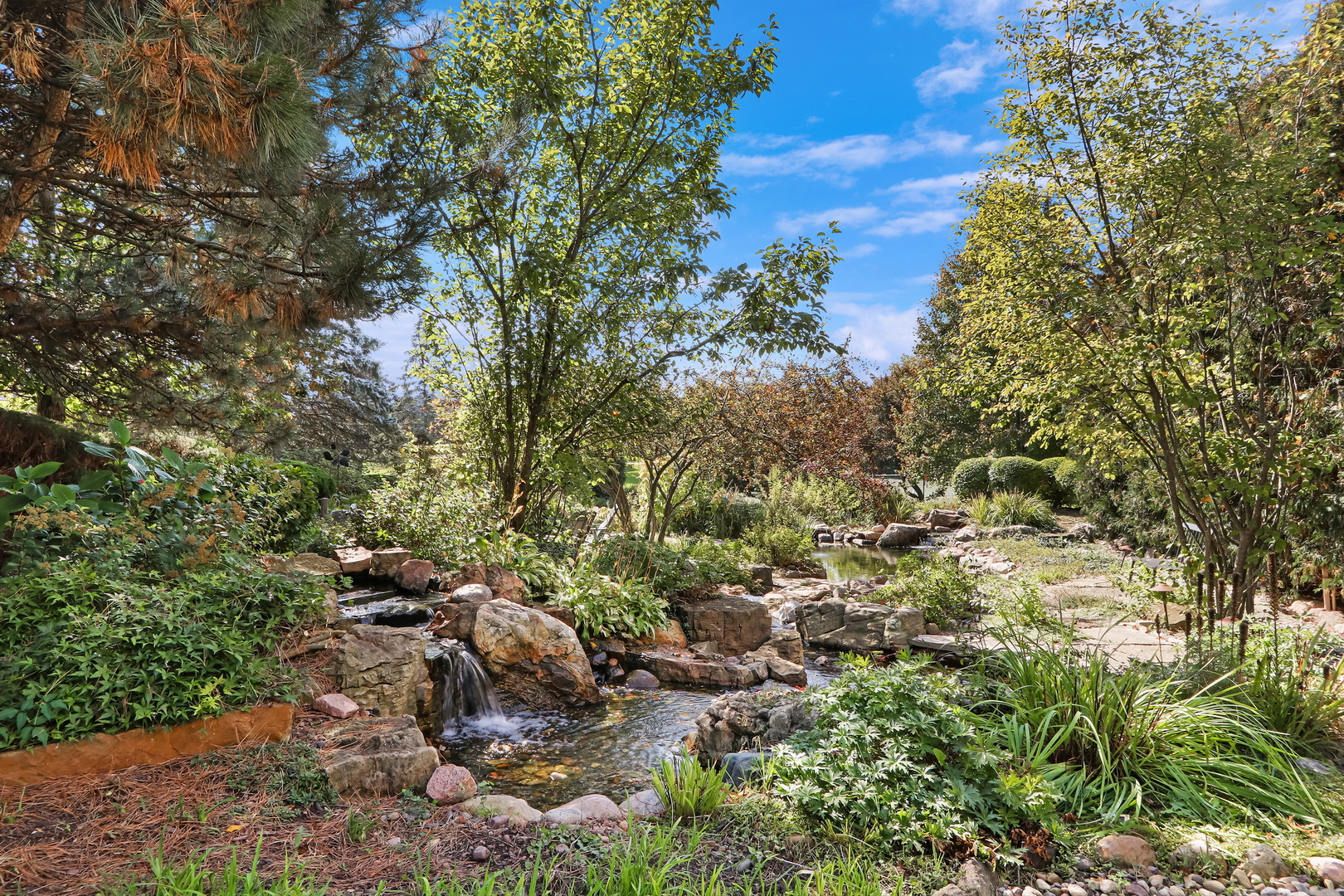 5511 Hilltop Lane