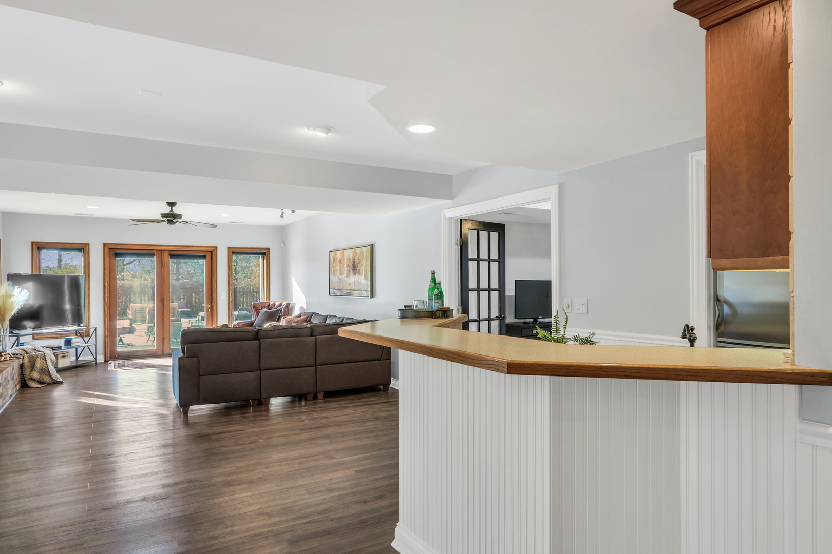 5511 Hilltop Lane
