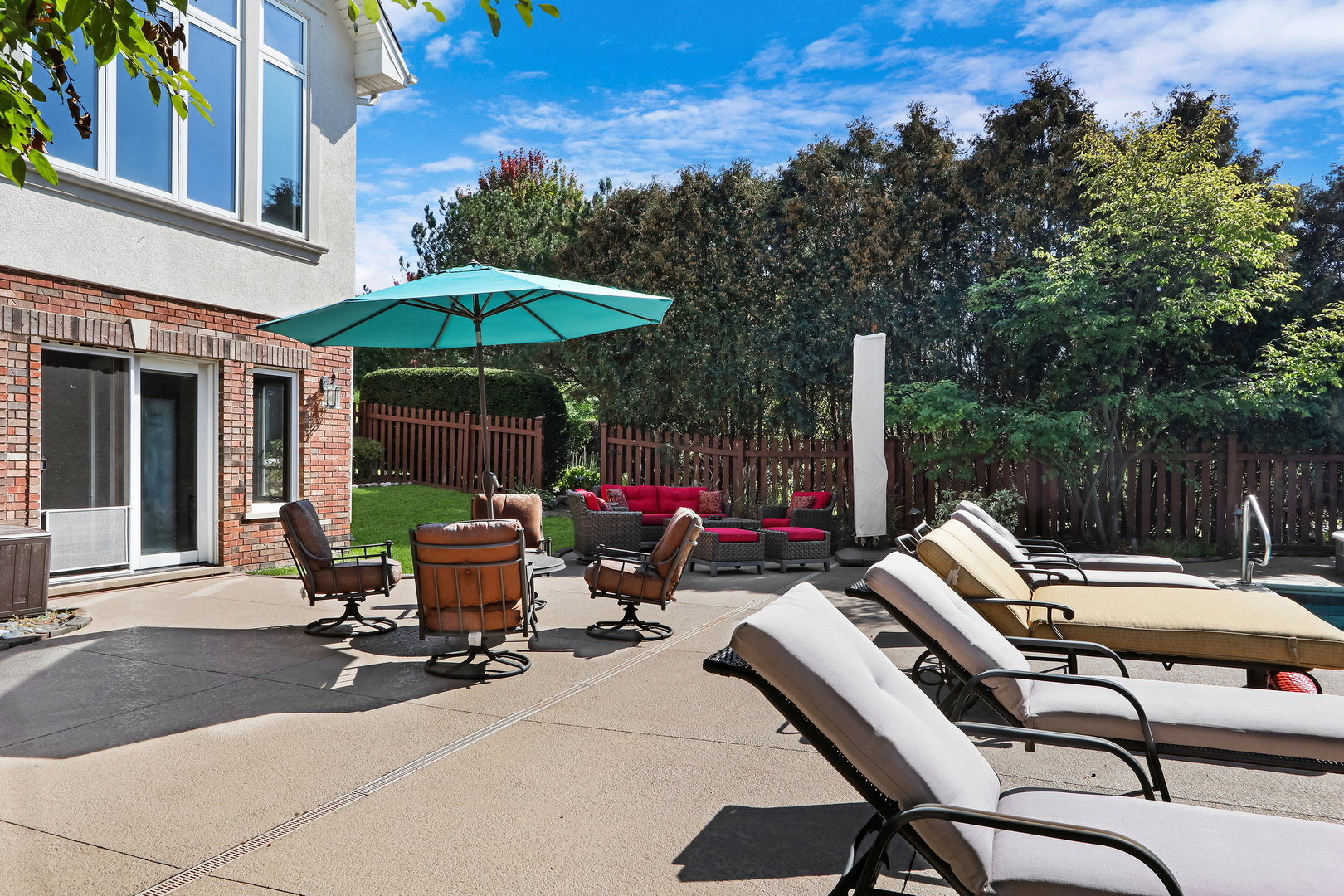 5511 Hilltop Lane