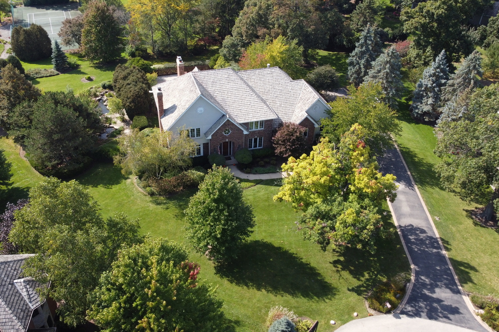 5511 Hilltop Lane
