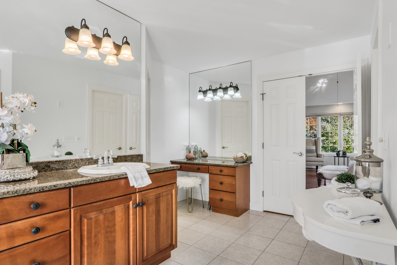5511 Hilltop Lane