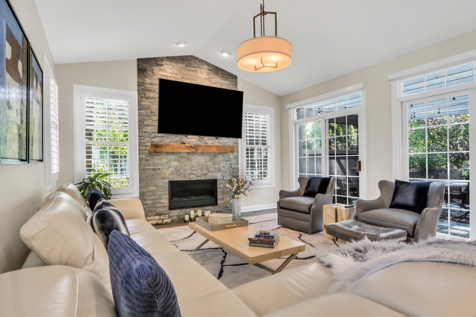 13827 W Trail Drive