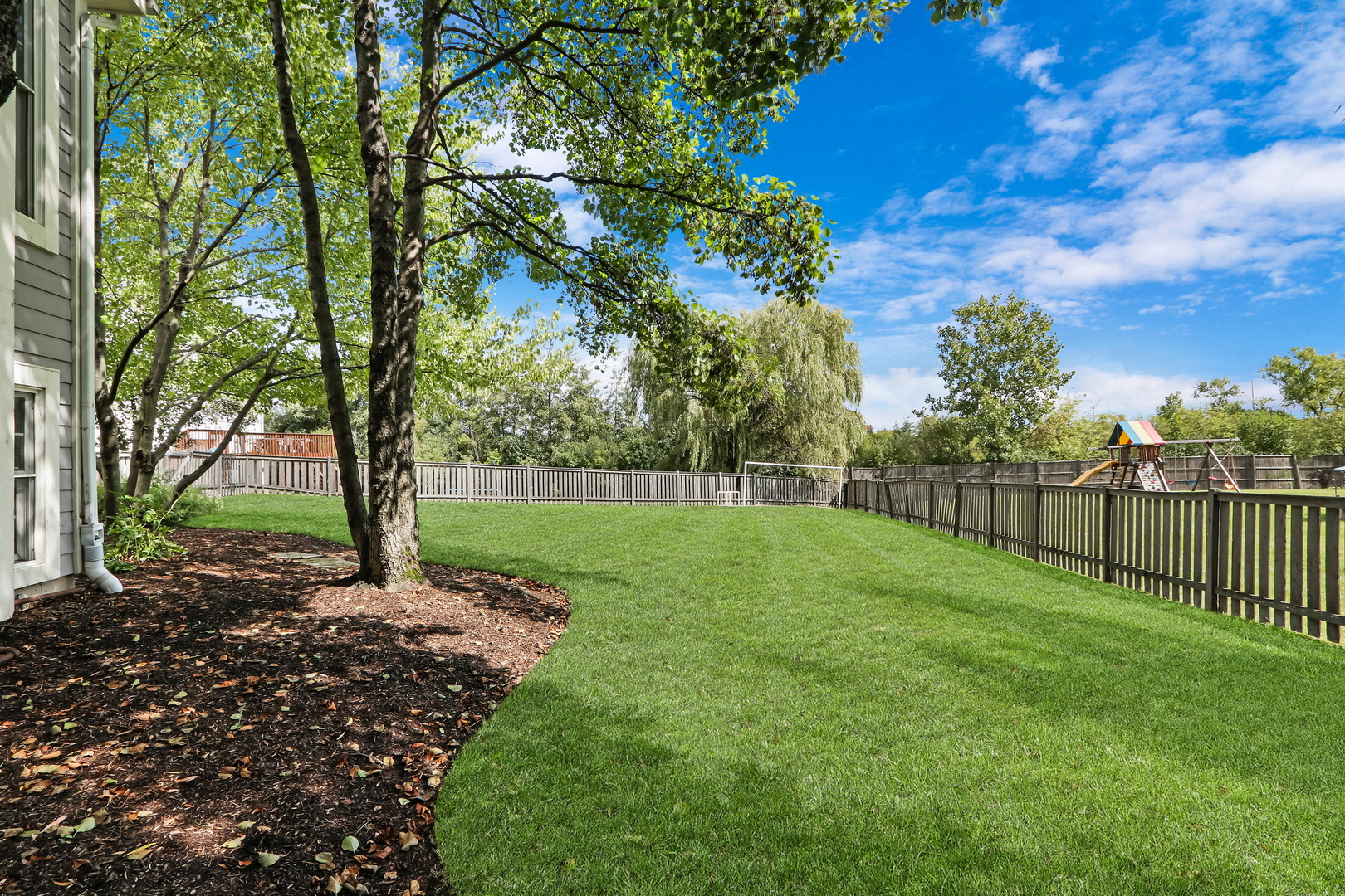 13827 W Trail Drive