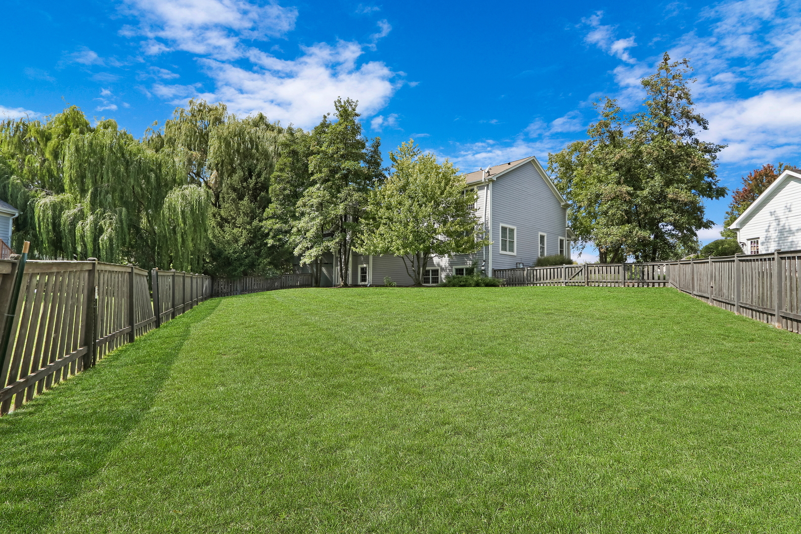 13827 W Trail Drive