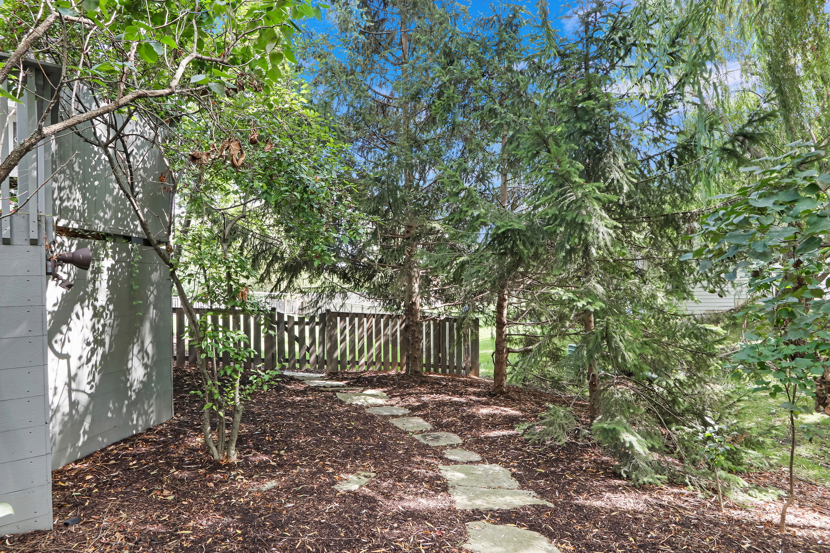 13827 W Trail Drive