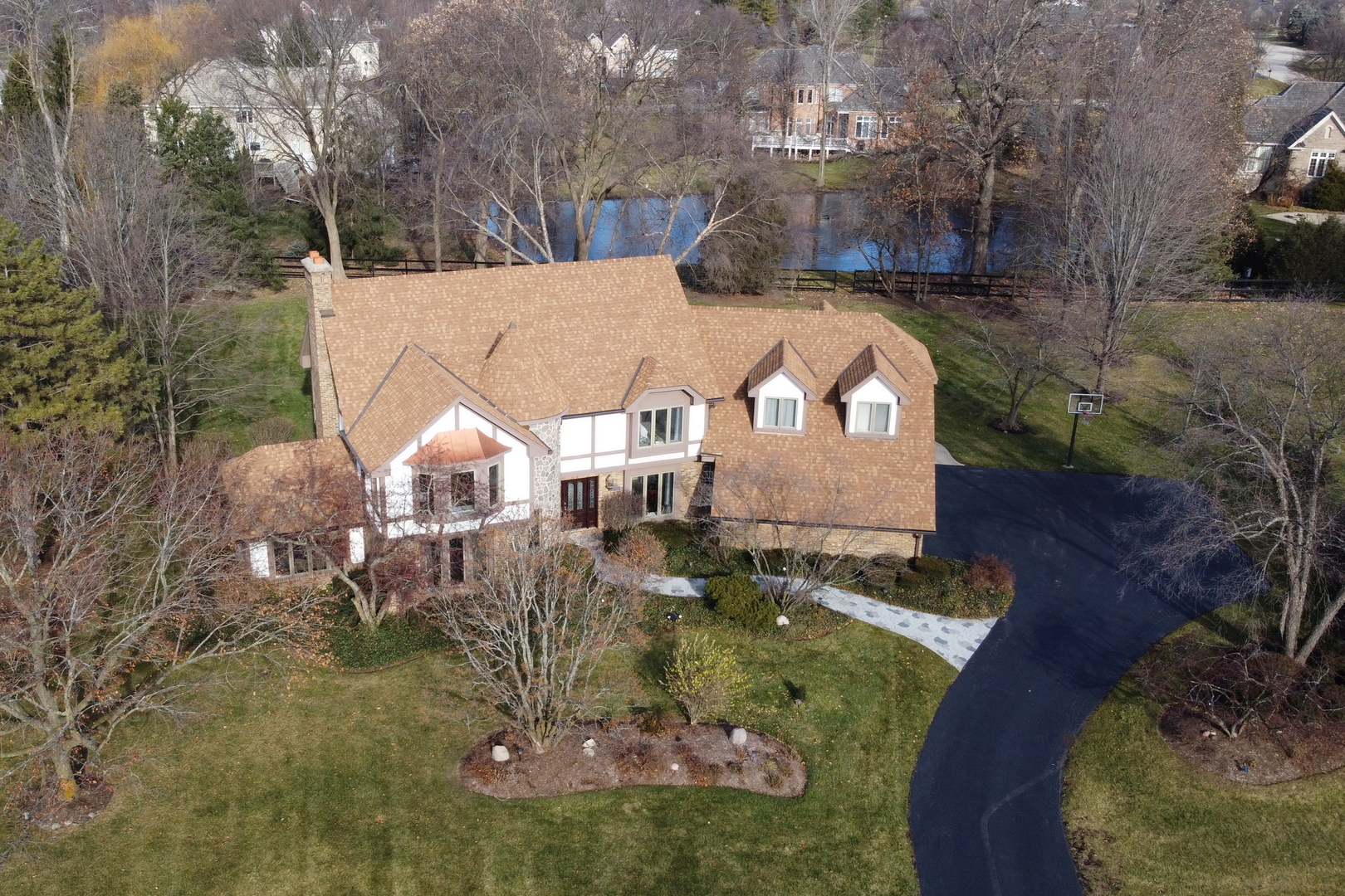 5660 River Park Drive