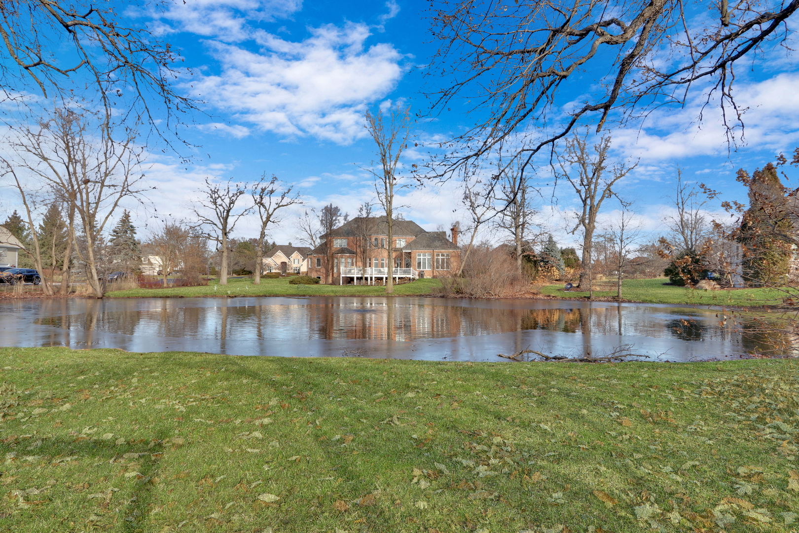 5660 River Park Drive