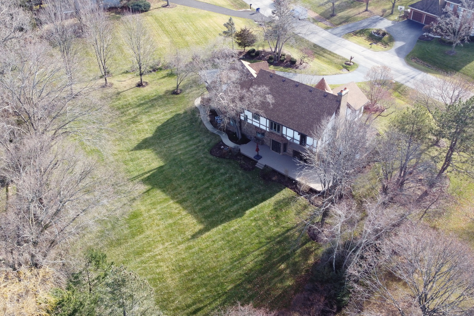 5660 River Park Drive
