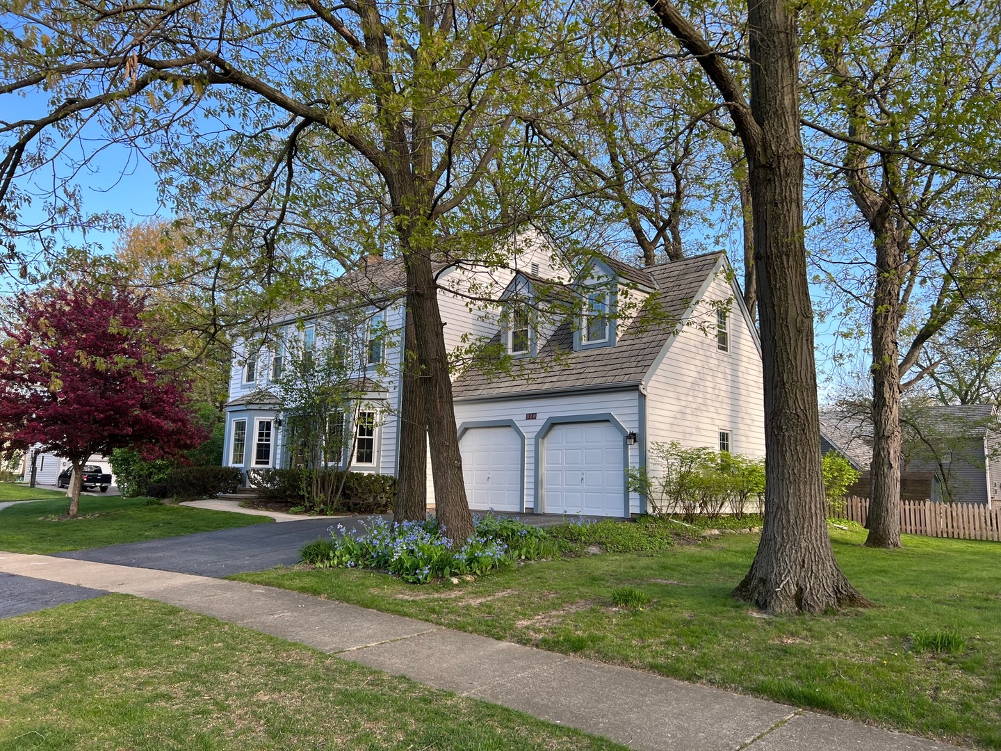 310 Concord Square