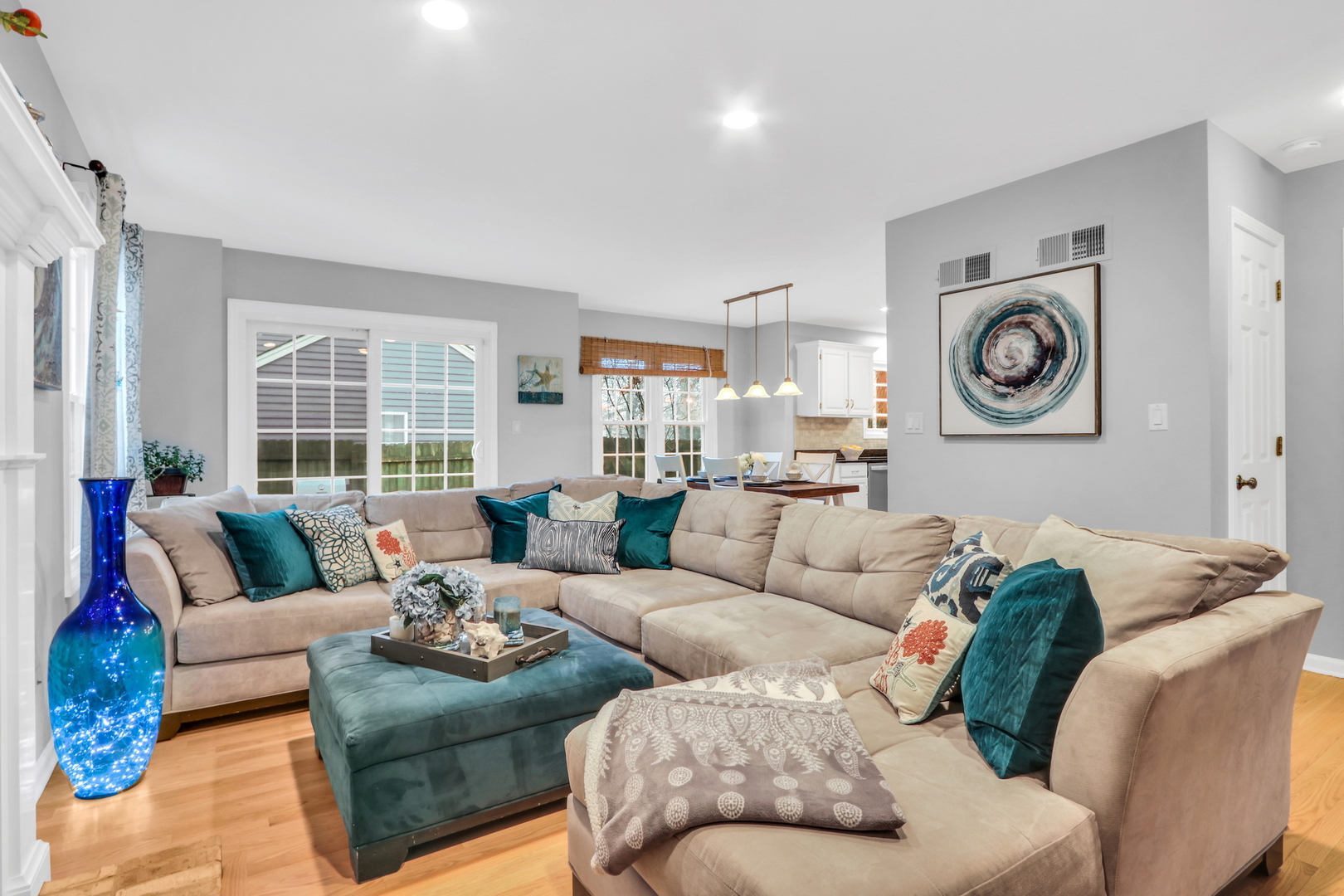 310 Concord Square