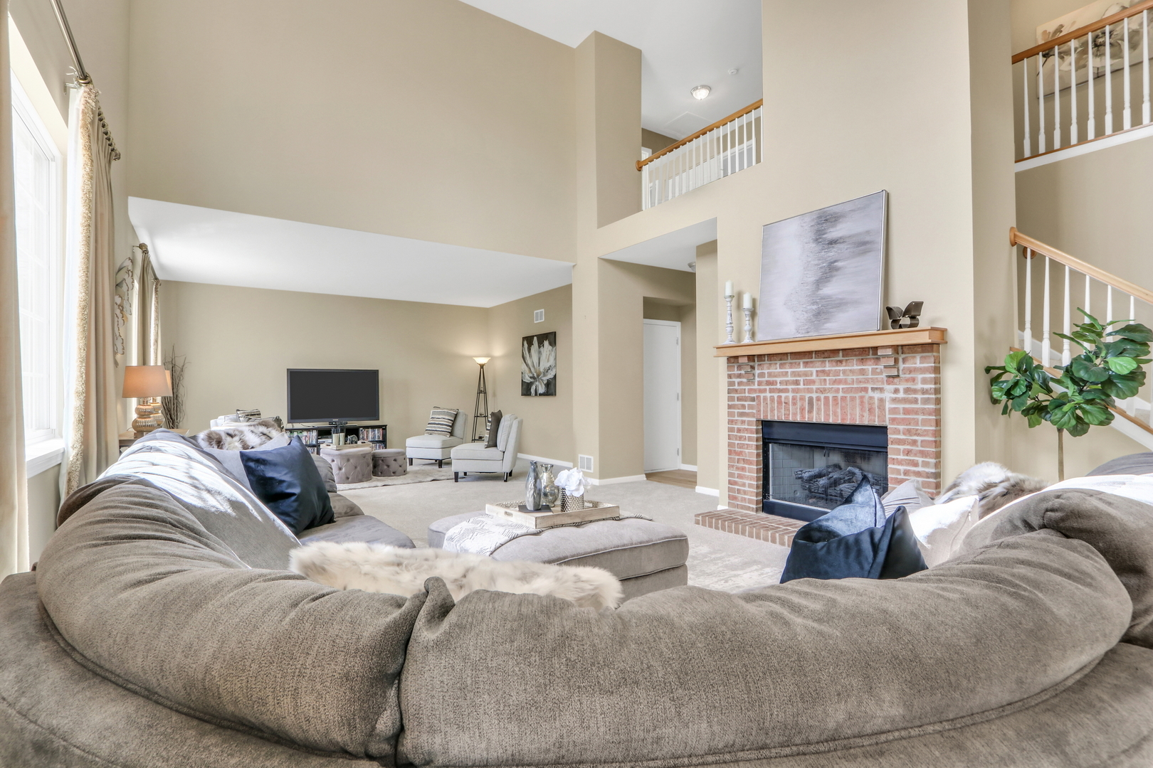 423 Old Walnut Circle