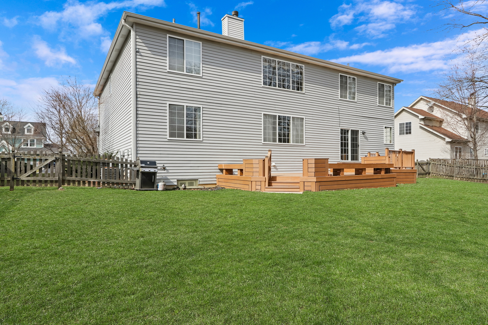 423 Old Walnut Circle