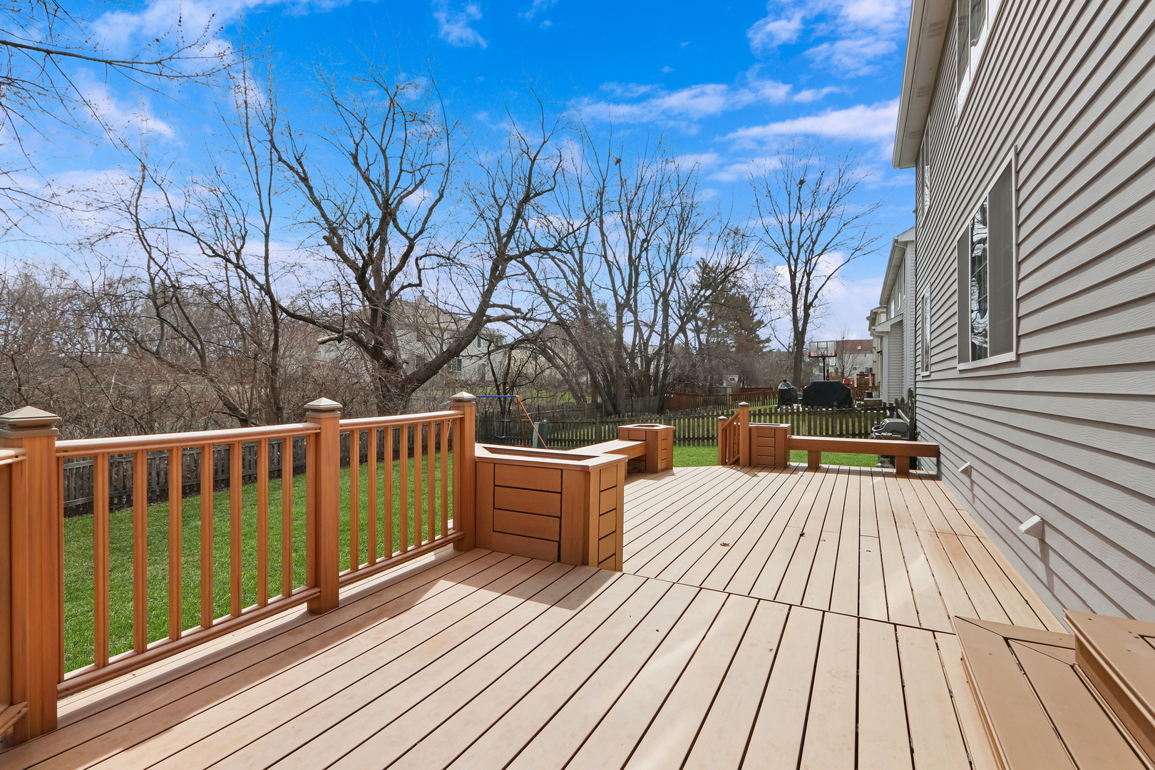 423 Old Walnut Circle