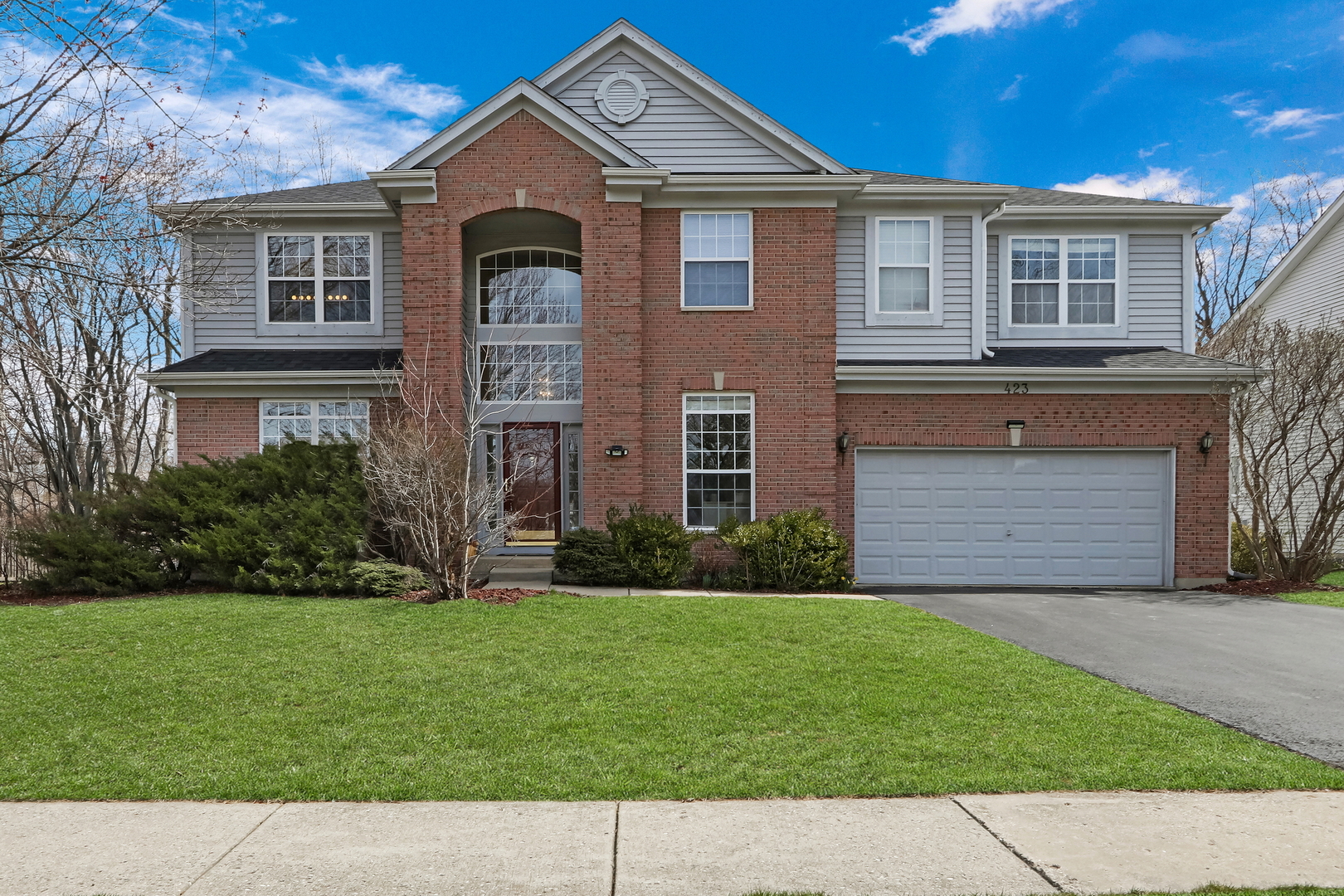 423 Old Walnut Circle