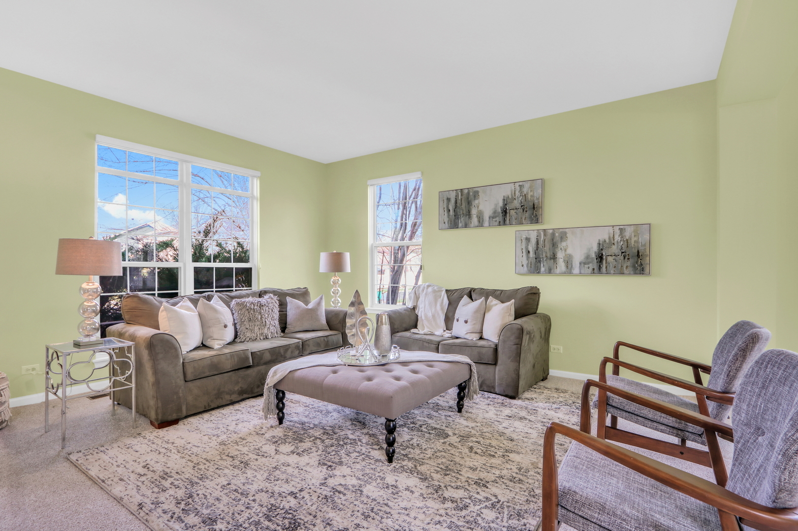 423 Old Walnut Circle