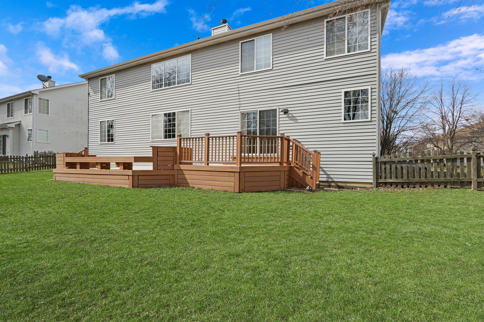 423 Old Walnut Circle