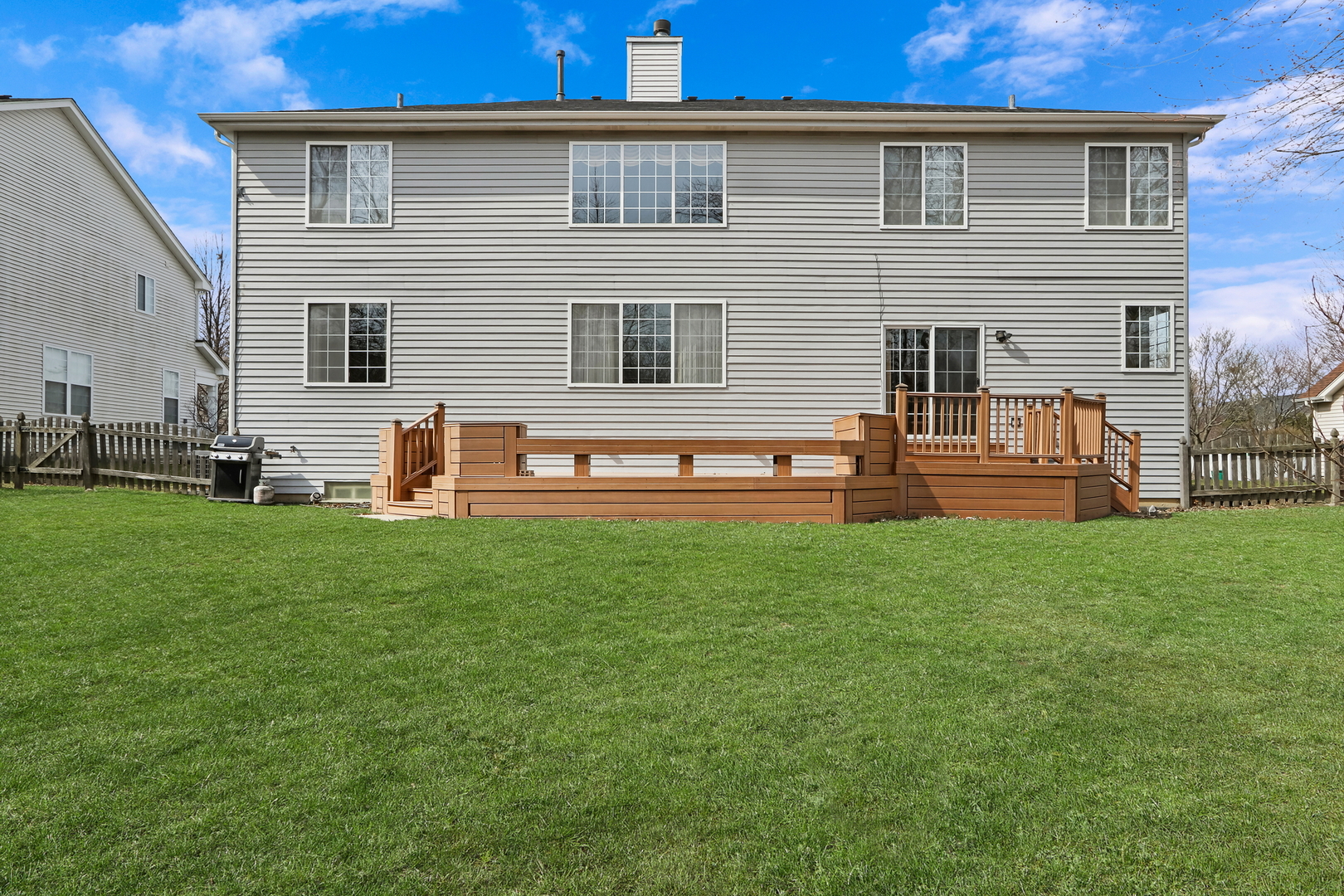 423 Old Walnut Circle