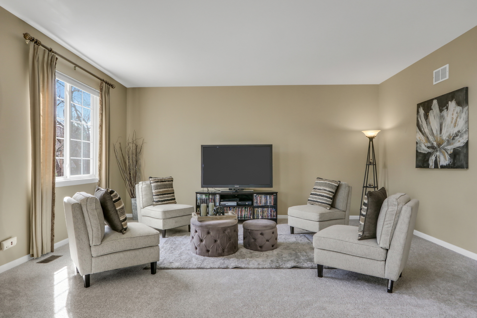 423 Old Walnut Circle